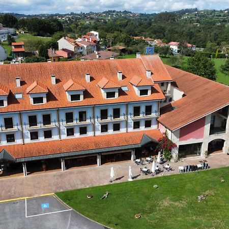 Hotel Cristina Noreña Εξωτερικό φωτογραφία